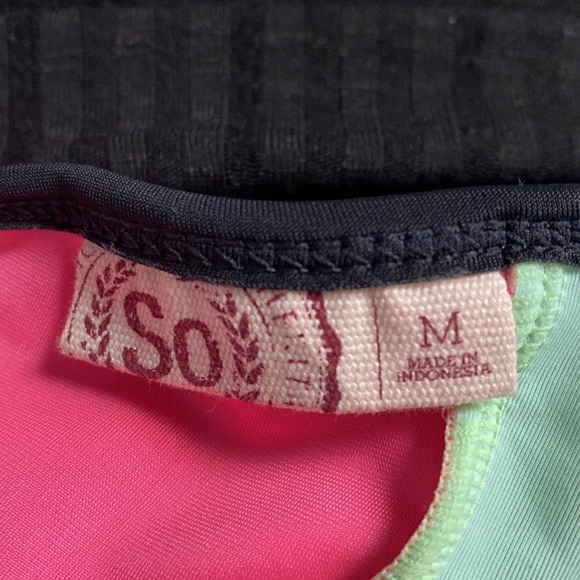 SO  Pink, green & black bathing suit top - Size Medium - Picture 4 of 8